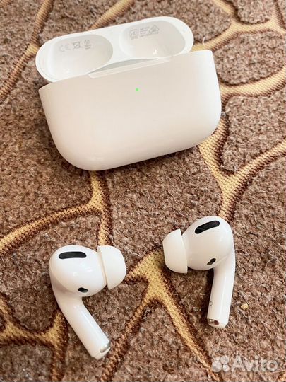 Airpods pro 1 с кейсом в комплекте