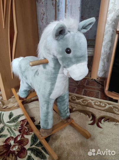 Качалка лошадь