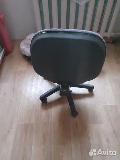 Компьютерное кресло стул