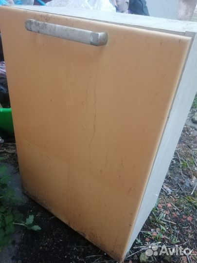 Кухонный шкаф