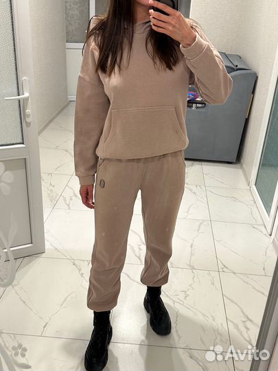 Костюм спортивный