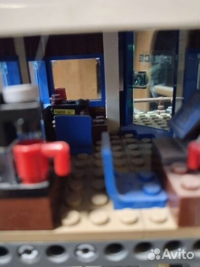 Lego city полицейский участок