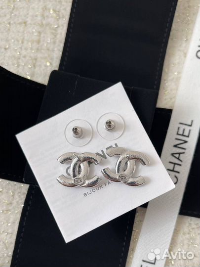 Серьги Chanel