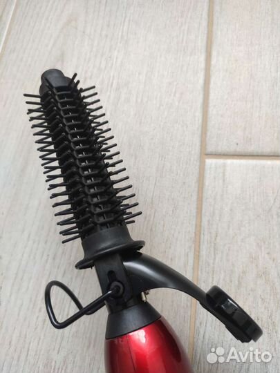 Плойка для волос с насадкой расческой