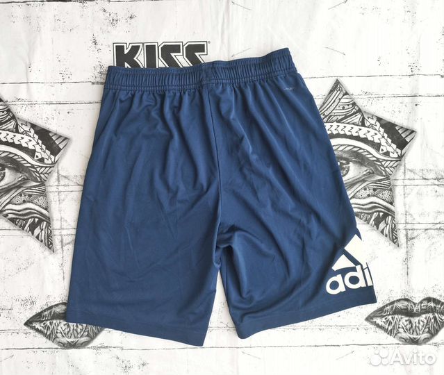 Спортивные шорты Adidas