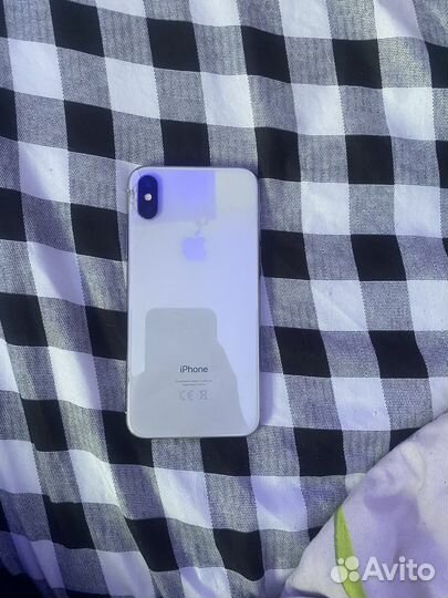iPhone X, 64 ГБ