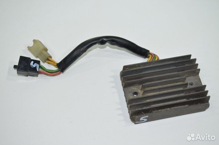 Реле регулятор Ducati Monster 400