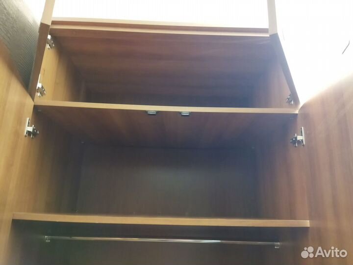 Шкаф из дерева бу