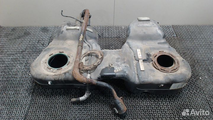 Горловина заливная топливная Ford Explorer, 2013