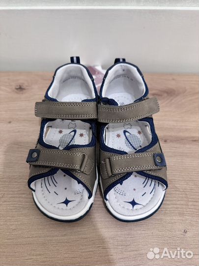 Сандалии tombi 28 новые