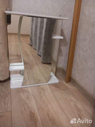 Шкаф с зеркалом в ванную бу