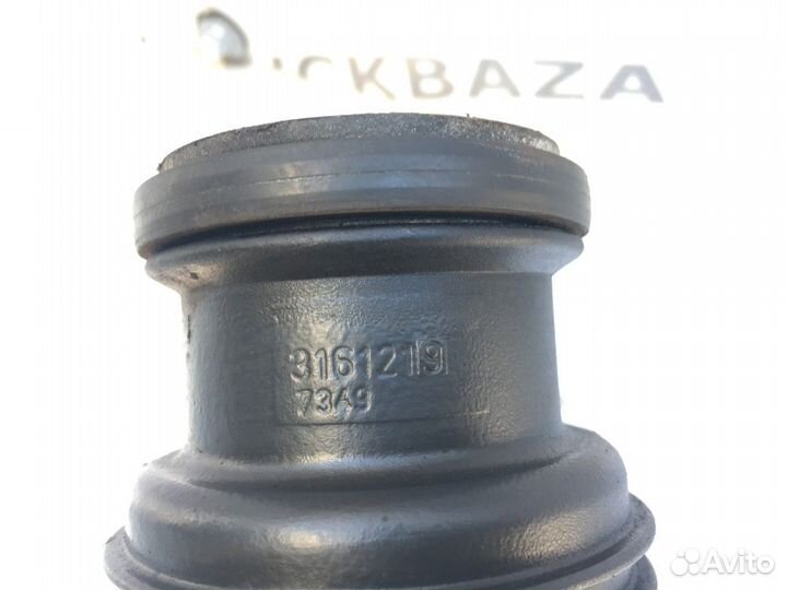 Патрубок системы охлаждения