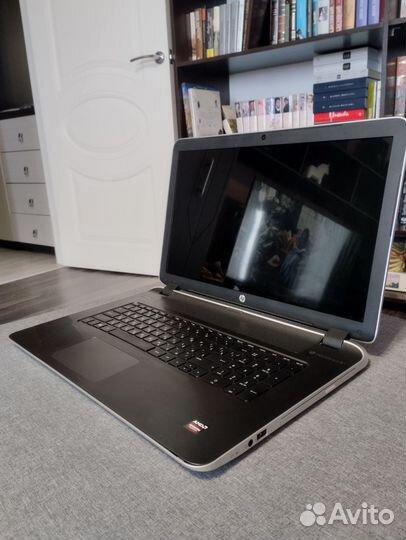 Ноутбук HP Pavilion 17'3 SSD