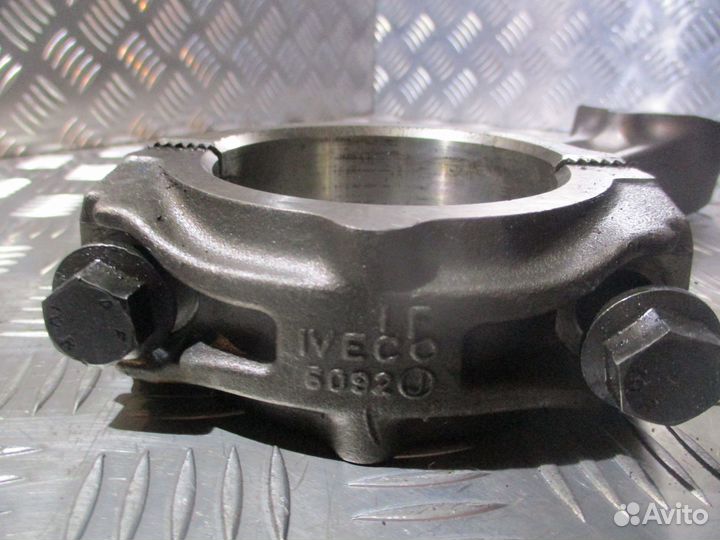 Шатун Iveco 500380287