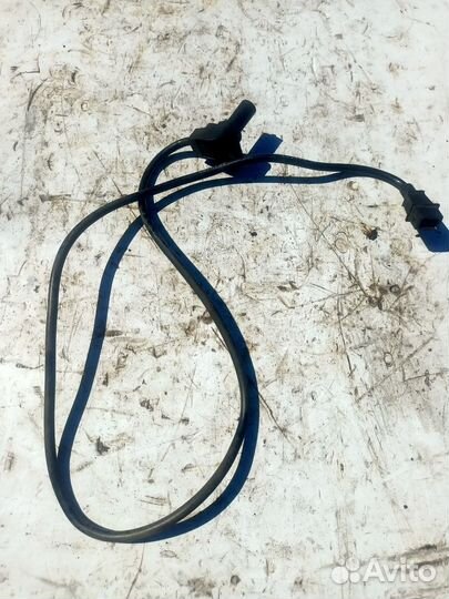 Датчик положения коленвала Volvo S40 седан