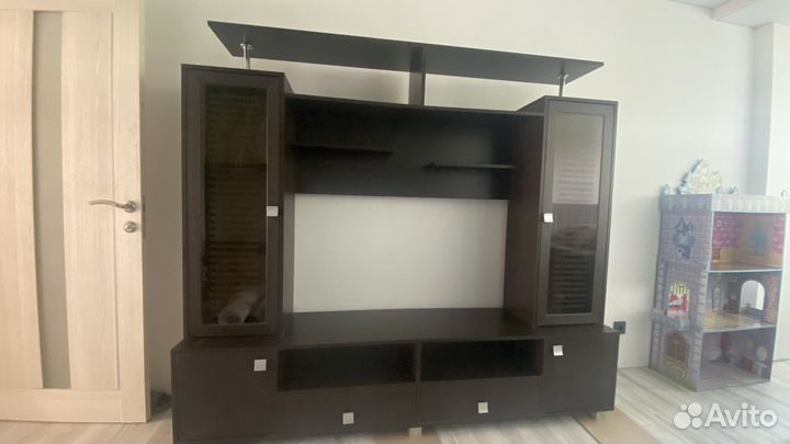 Тумба под телевизор