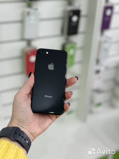 iPhone 8/оригинал