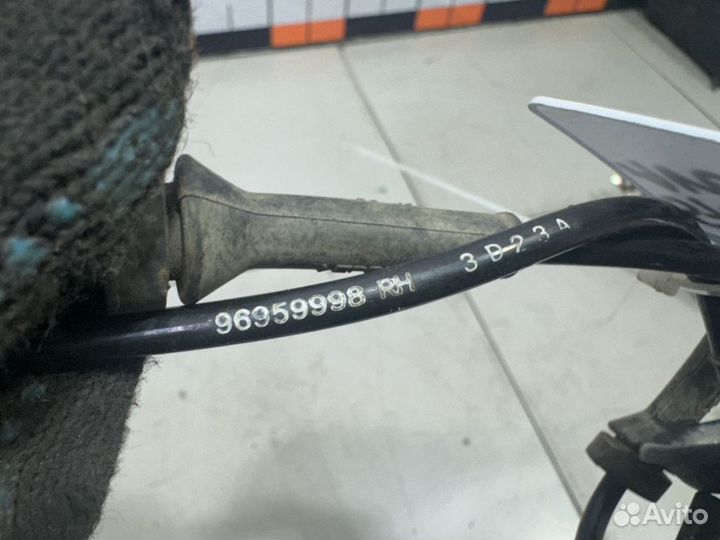 Датчик ABS передний Chevrolet Aveo T200