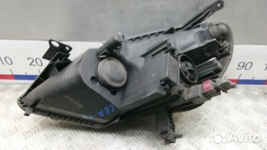 Фара правая opel zafira B (CEA17MU01)