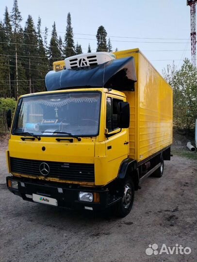 Mercedes-Benz 814, 1989