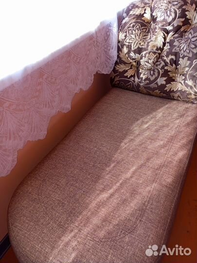 Диван угловой