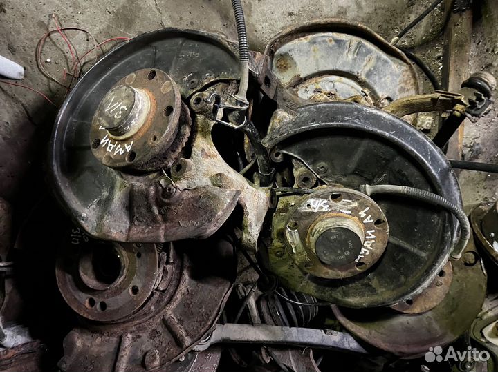 Задняя ступица цапфа левая правая Audi a4 b7 b6