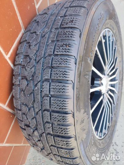 Kumho I'Zen XW KW17 235/65 R17