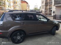 Mitsubishi Outlander 2.4 CVT, 2012, 204 000 км, с пробегом, цена 1 350 000 руб.