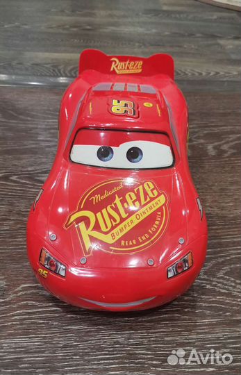 Тачка Маквин на пульте управления