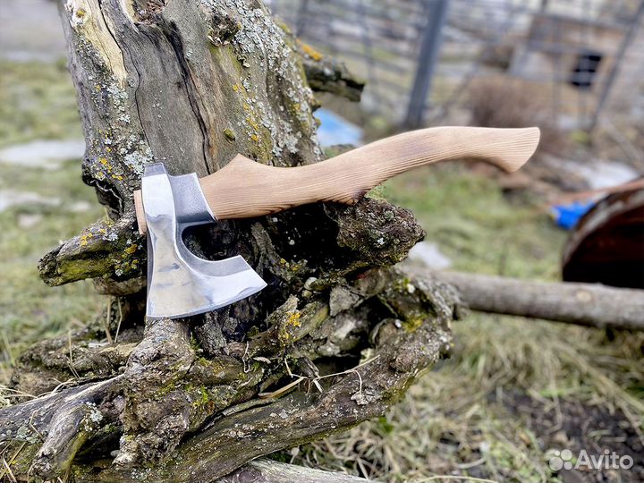 Топор кованный