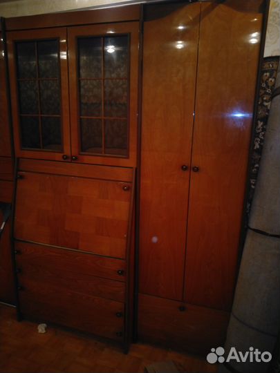 Отдам 2 секции