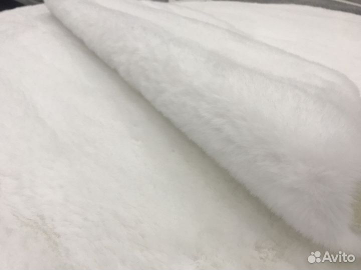 Ковер, шкурка искусственный мех 1.4х1.8