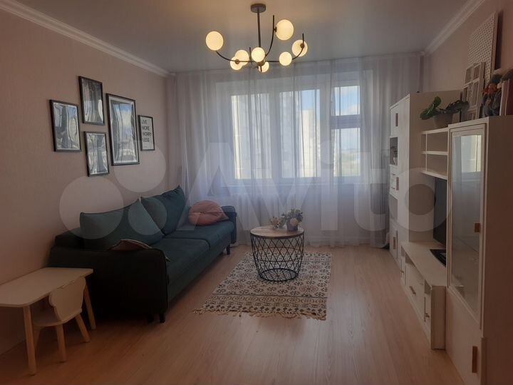 2-к. квартира, 66 м², 8/12 эт.