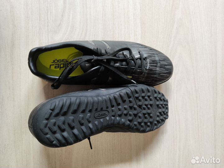 Спортивные кроссовки мужские