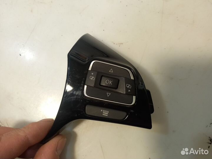 Блок кнопок руля правый Volkswagen Touareg 2 NF