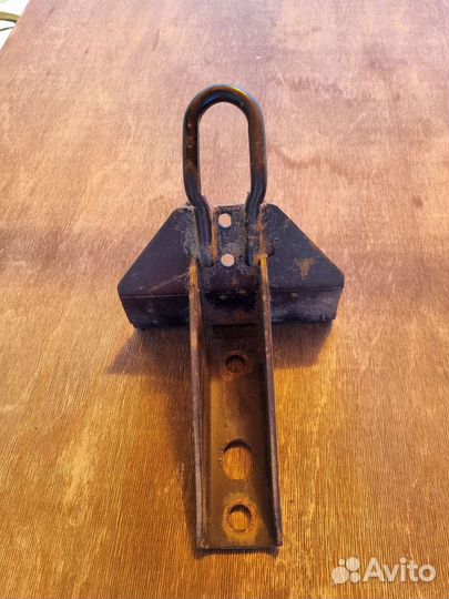 Буксировочная петля для jeep KJ