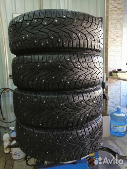 Gislaved NordFrost 100 SUV 215/65 R16