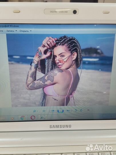 Ноутбук для работы Samsung 10.1 дюймов