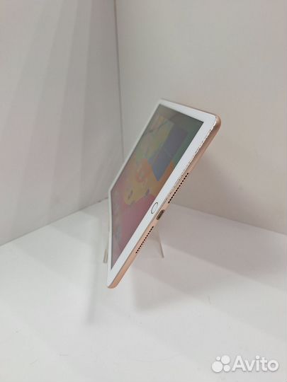 Планшет без SIM-карты Apple iPad 8 2020 Wi-Fi 128G