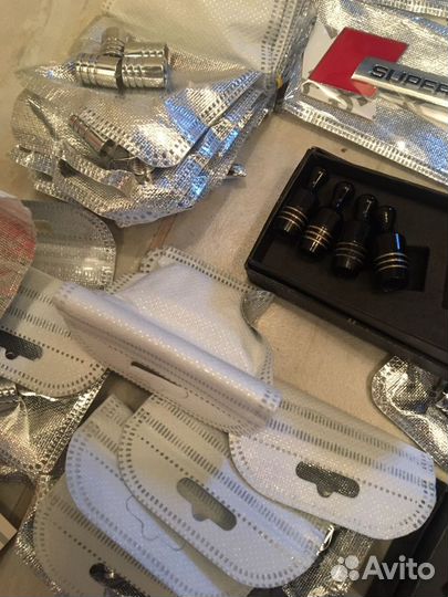 Колпачки на нипель новые на многие марки авто