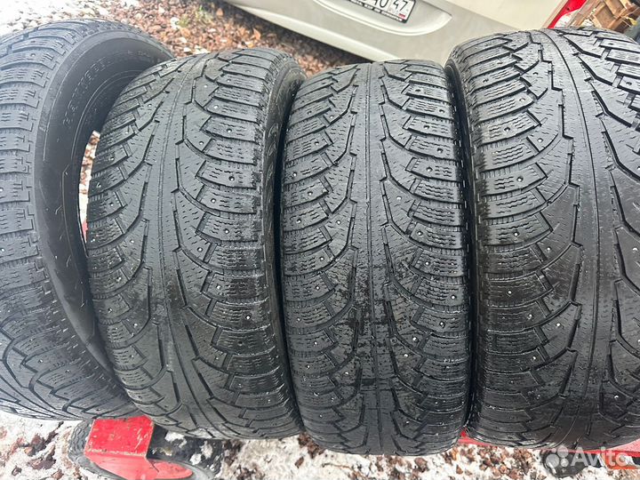 Nokian Tyres Hakkapeliitta 5 285/60 R18