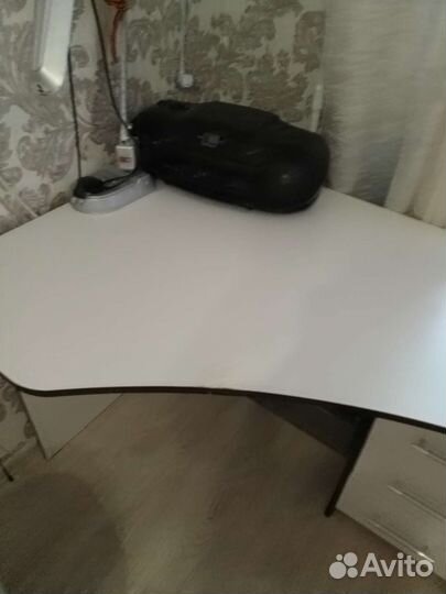 Стол компьютерный новый Мастер Триан-5