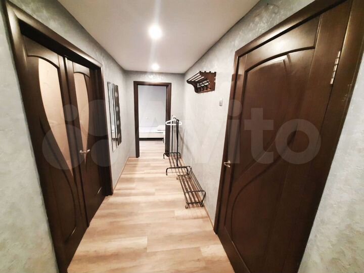 2-к. квартира, 52 м², 4/10 эт.