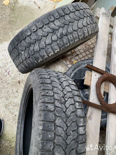 Yokohama 126S 205/60 R16