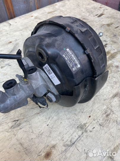 Вакуумный усилитель Volkswagen Passat 3C5 BVY