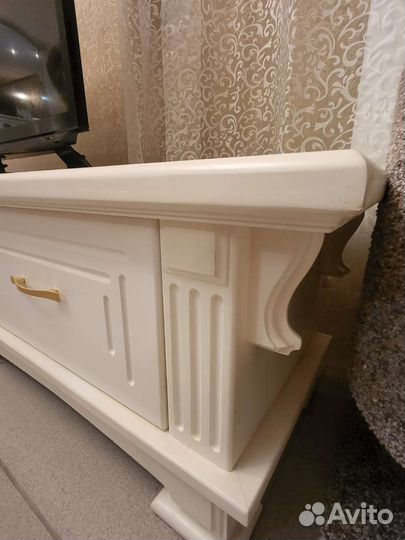 Тумба под тв в стиле классика, барокко