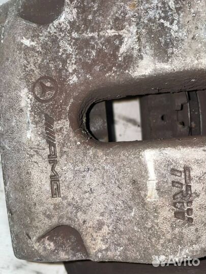 Суппорт тормозной передний Mercedes-Benz GLE W166