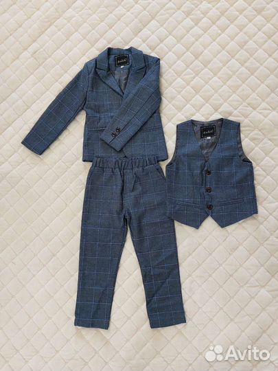 Костюм брючный нарядный на мальчика
