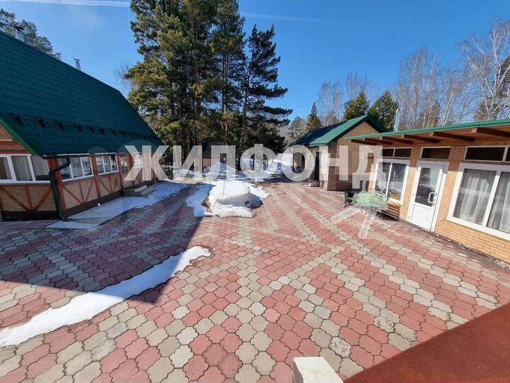 Коттедж 372 м² на участке 23 сот.