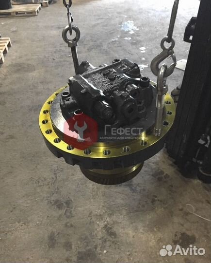 Мотор хода Komatsu PC350-7 708-8H-00320